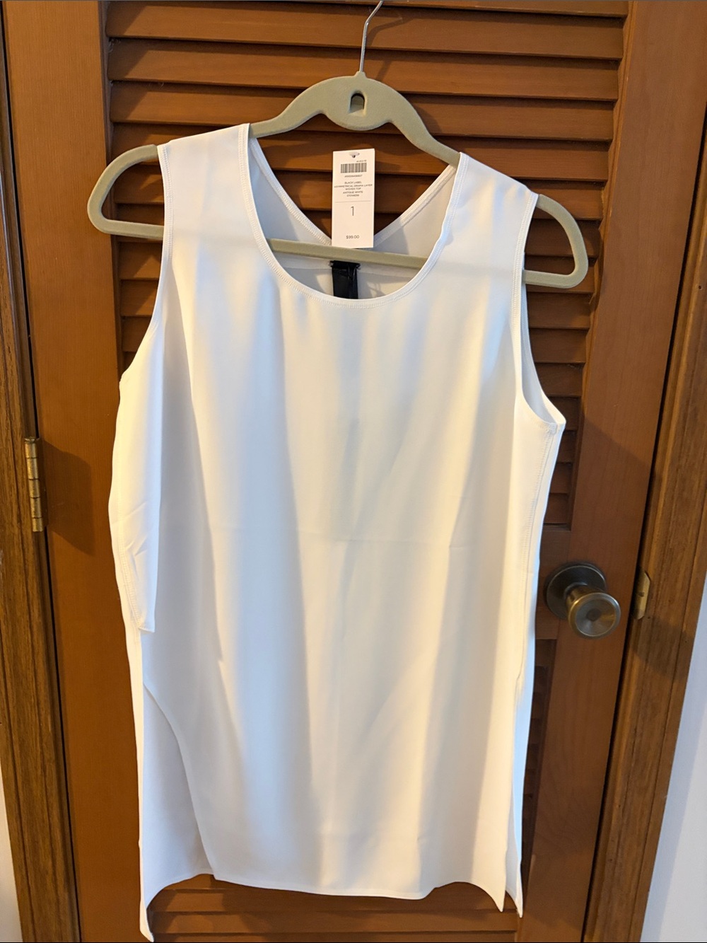 Chico's White Sleeveless Tunic Top